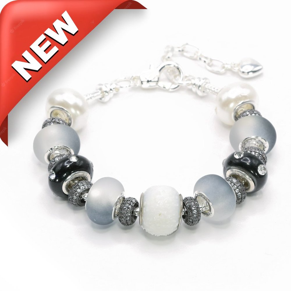 Charmed Life Bracelet: It Girl (#1105)